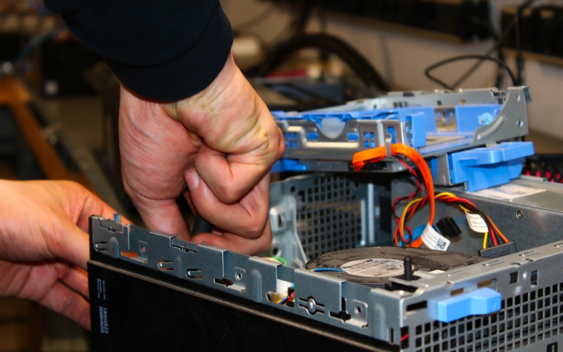 expert in limburg door het leveren van verantwoorde IT oplossingen en het veilig recyclen van gebruikte computers, laptops, printers en data-dragers.